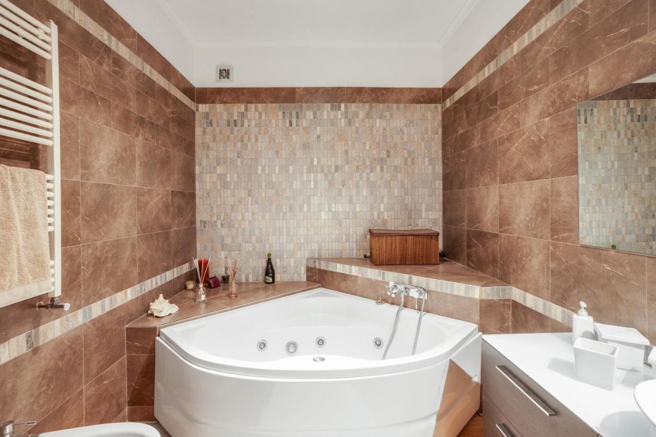 Ferienwohnung *Movies & Books* Stylish House With Jacuzzi Bari Exterior foto